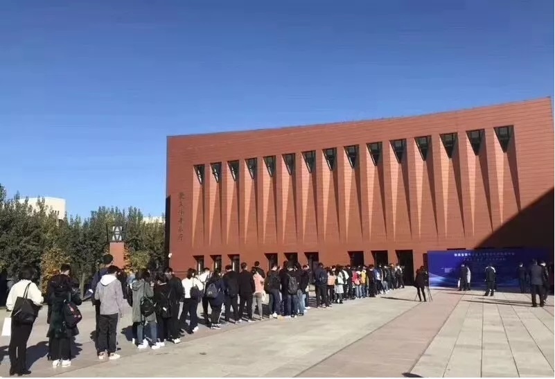 陕西J9集团集团赴清华大学参与省国有企业人才智力引进互换会 150余人意向应聘 陕西J9集团集团赴清华大学参与省国有企业人才智力引进互换会 150余人意向应聘